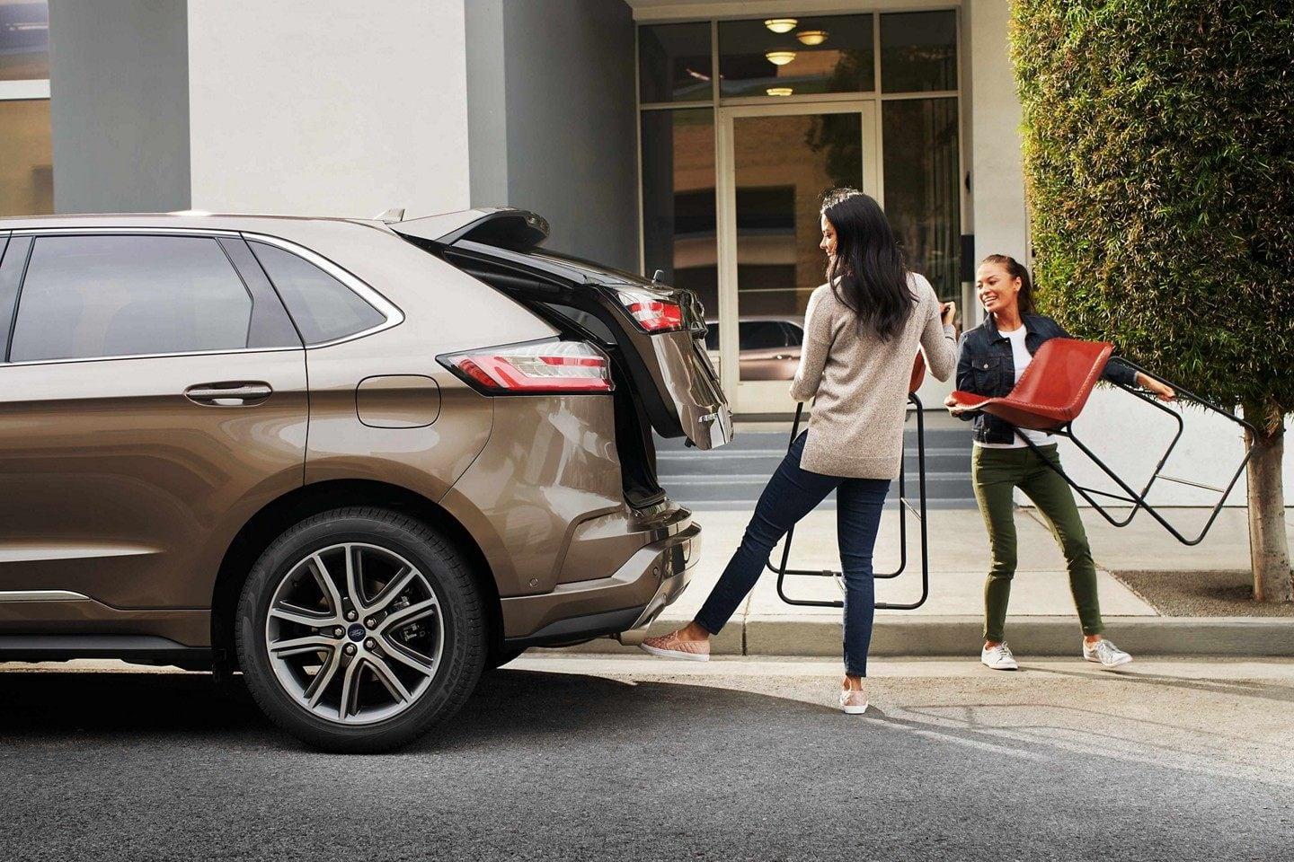 2019 Edge hands free liftgate