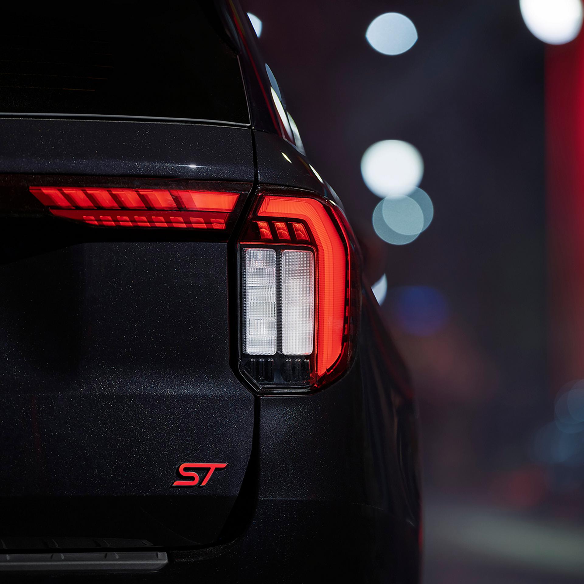 2027 Ford Explorer ST rear badge and illuminated taillamp