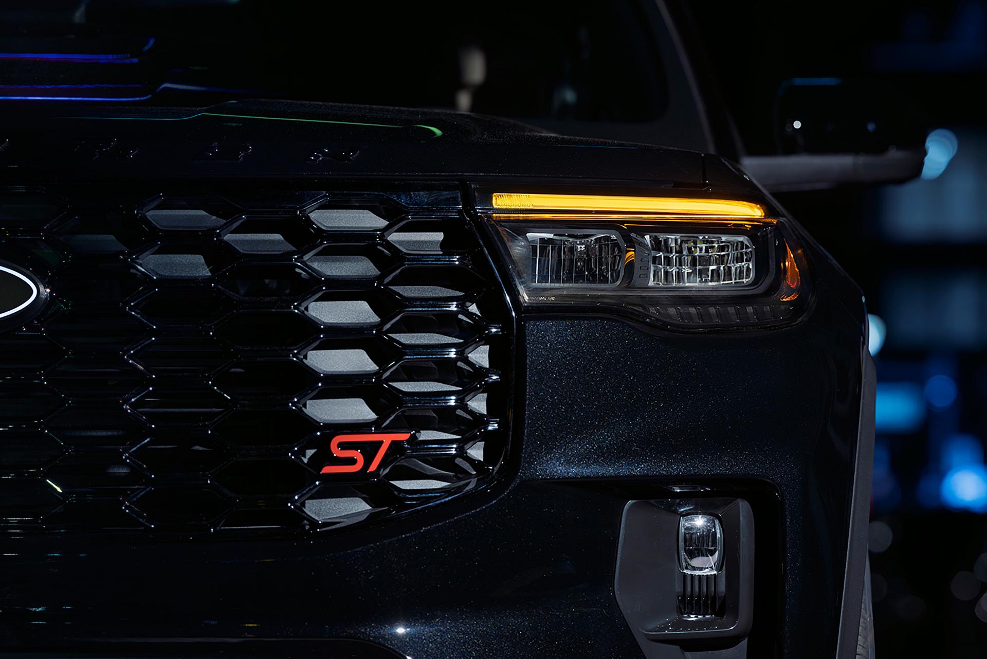 2027 Ford Explorer ST grille badge and headlamp with amber lighting