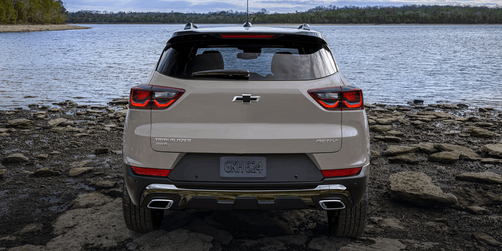 2026 Chevrolet Trailblazer exterior tan back