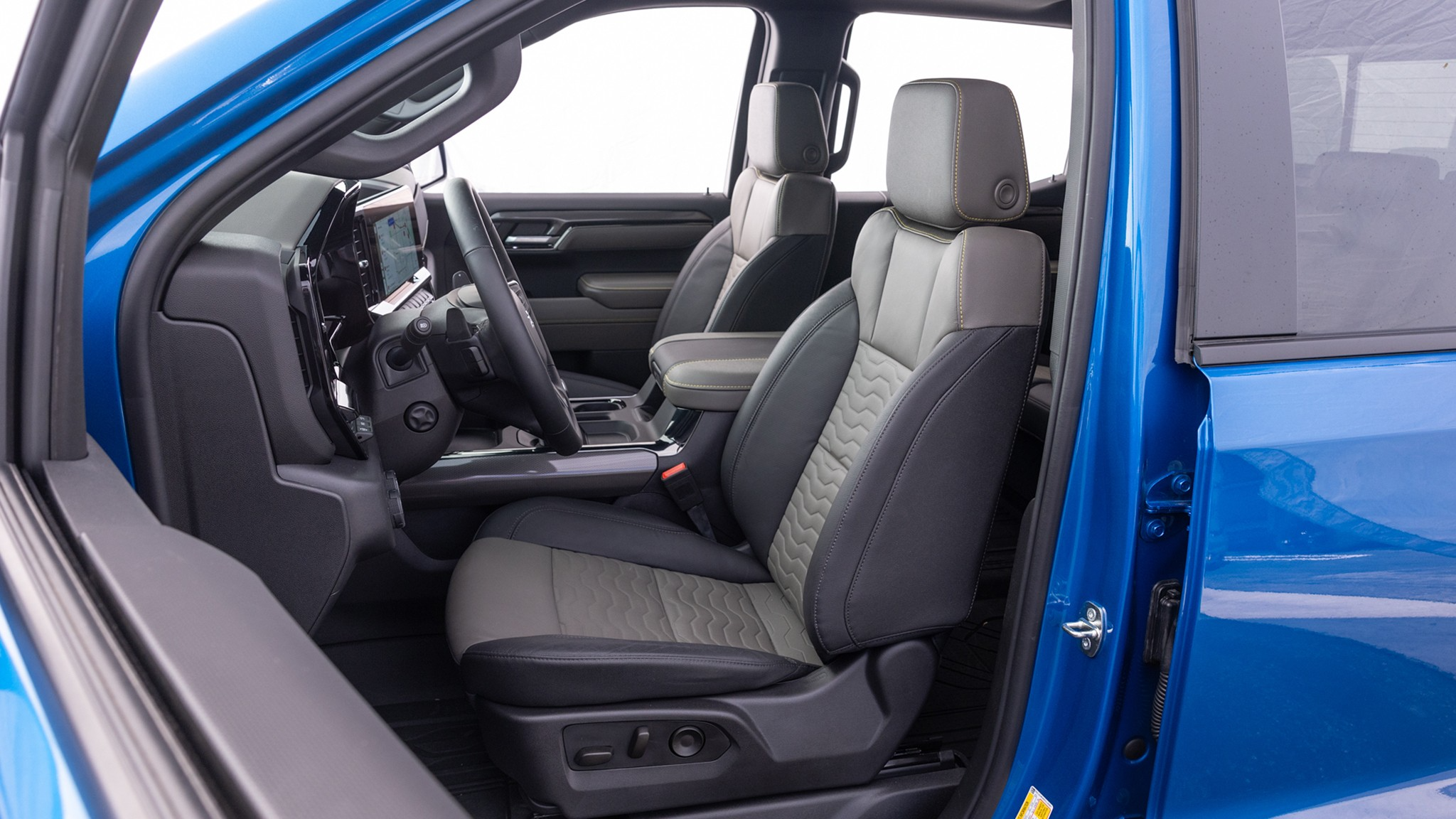 2026 Chevrolet Silverado 1500 Front seat