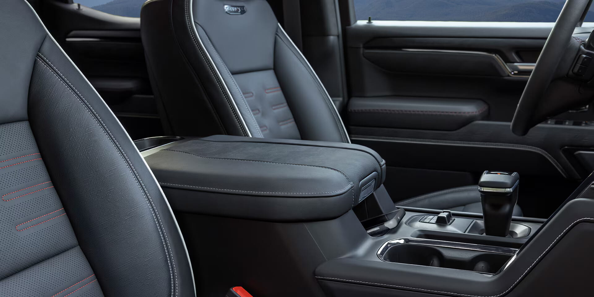 2026 GMC Sierra 1500 interior console