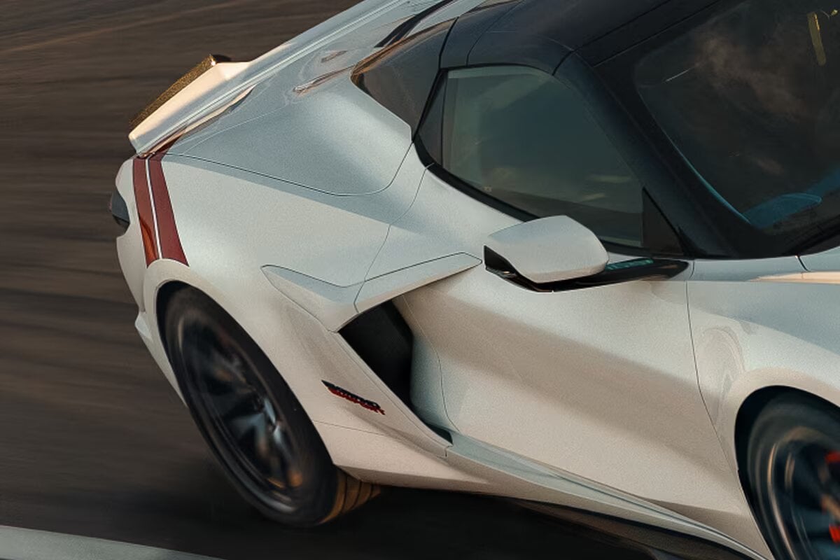 2027 corvette grand sport white exterior