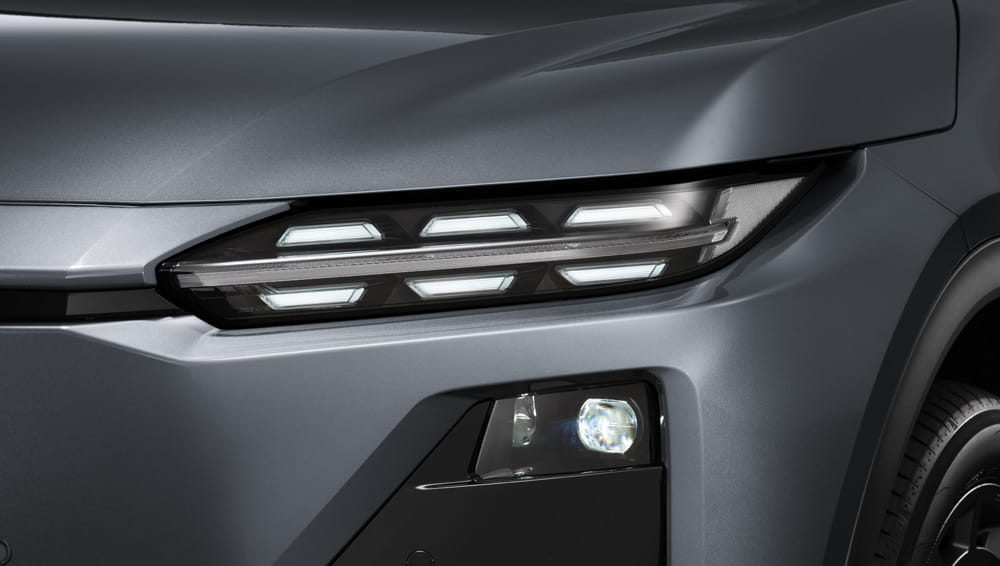 2027 subaru uncharted exterior headlight