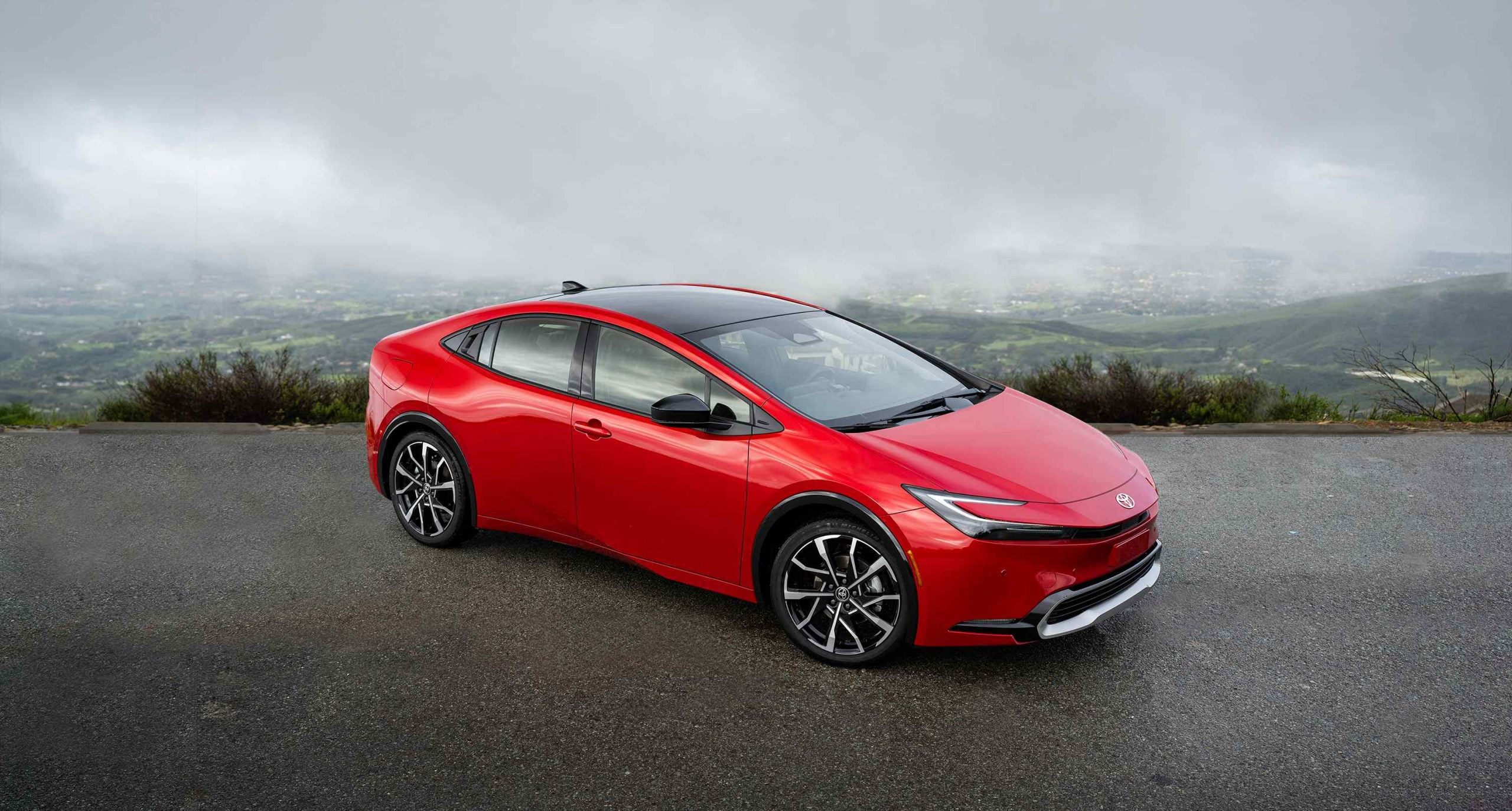 2026 Prius Plug-in Hybrid XSE