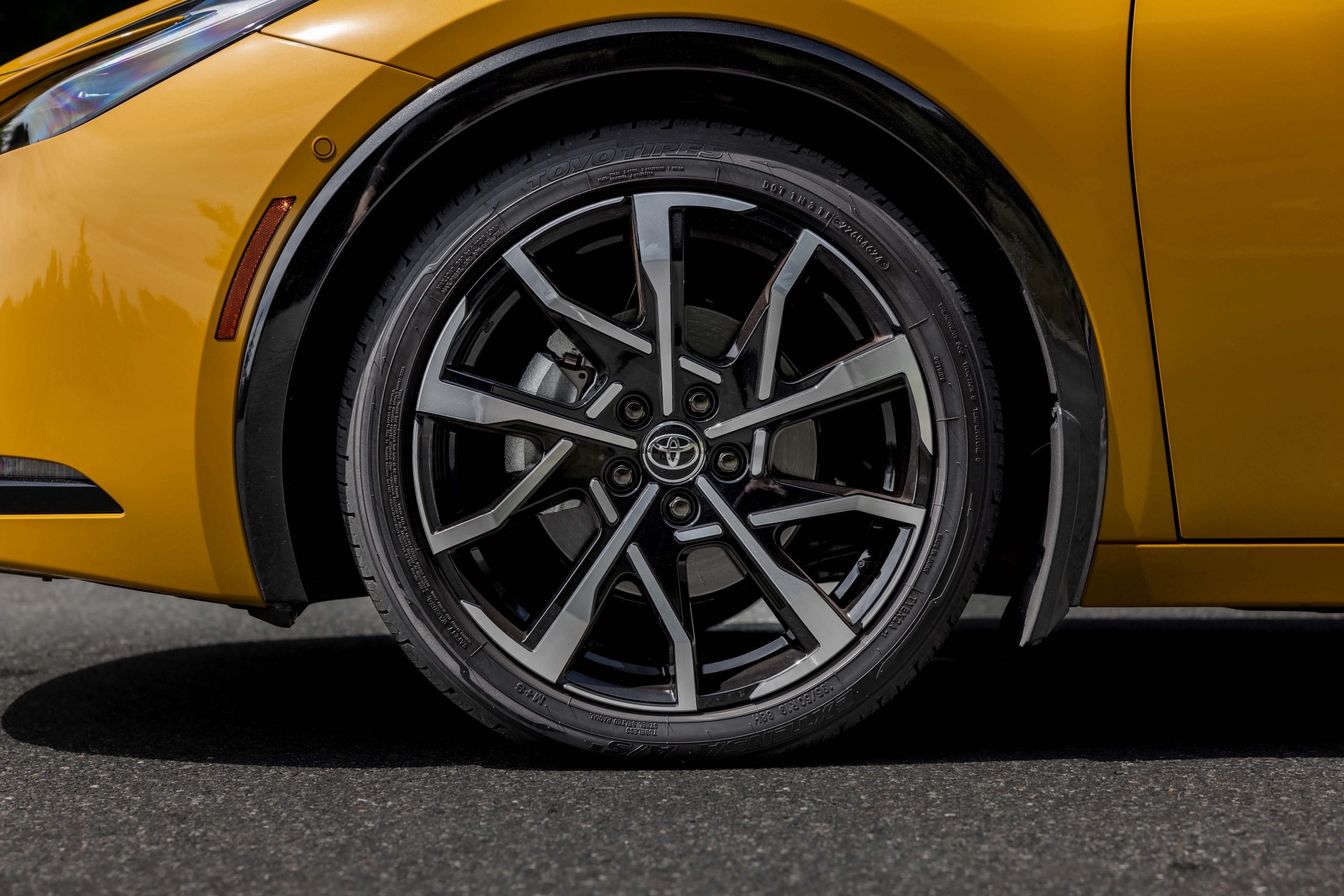 2025 Prius PHEV wheel