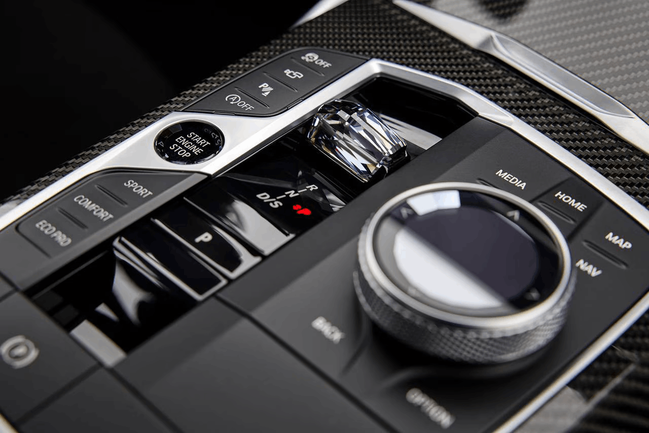 2026 BMW 3 Series interior control