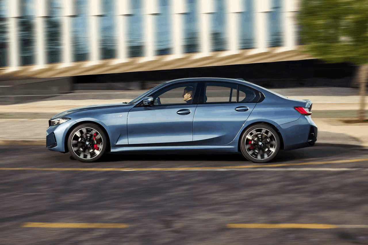 2026 BMW 3 Series Side Exterior