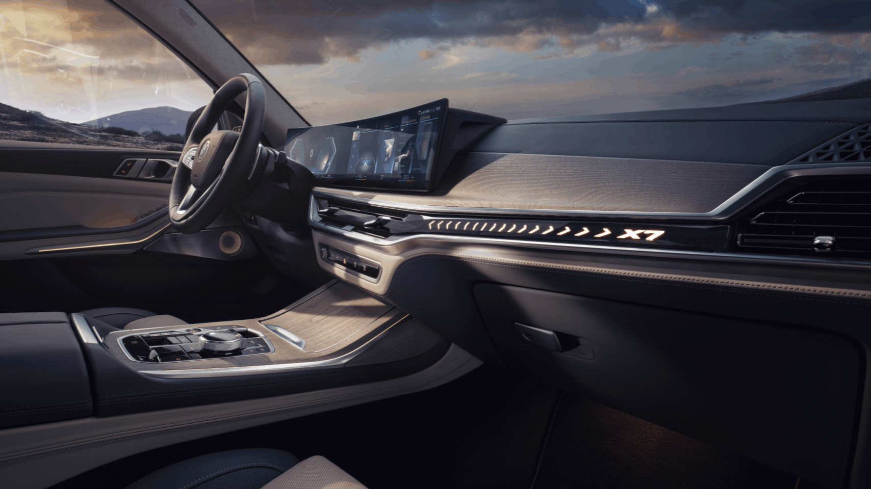 bmw x7 interior technology