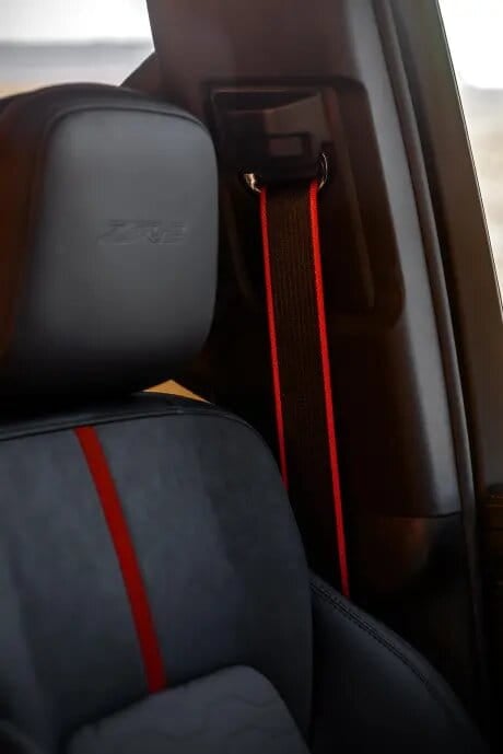 2027 Chevrolet Silverado ZR2 seats